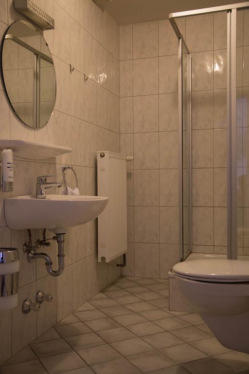 Hotel Ristorante Milano Bad Tolz Bagian luar foto